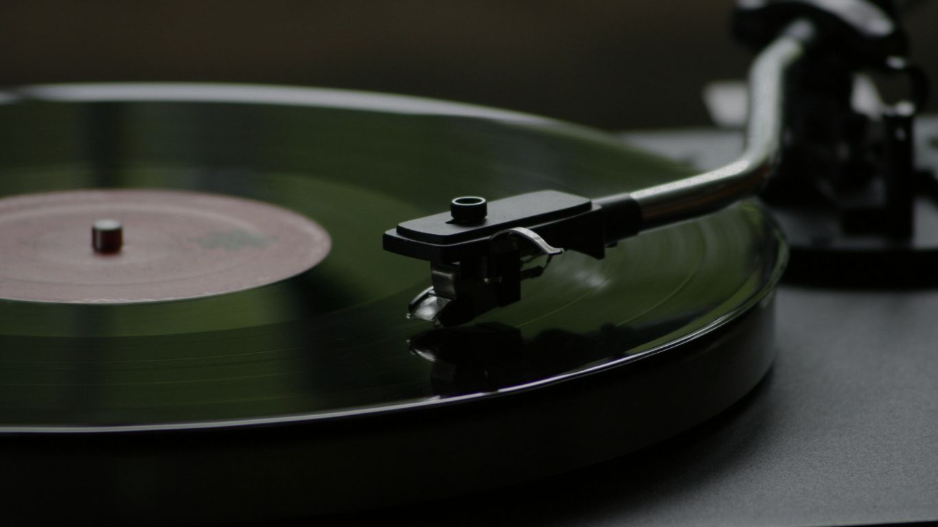 LP Kategori 10 songs 10 cities